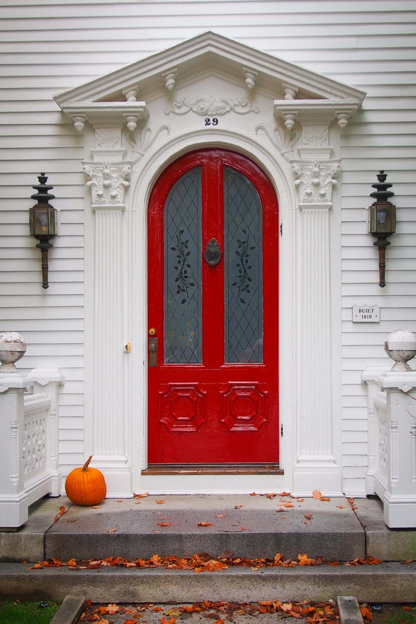 double door with textured glass