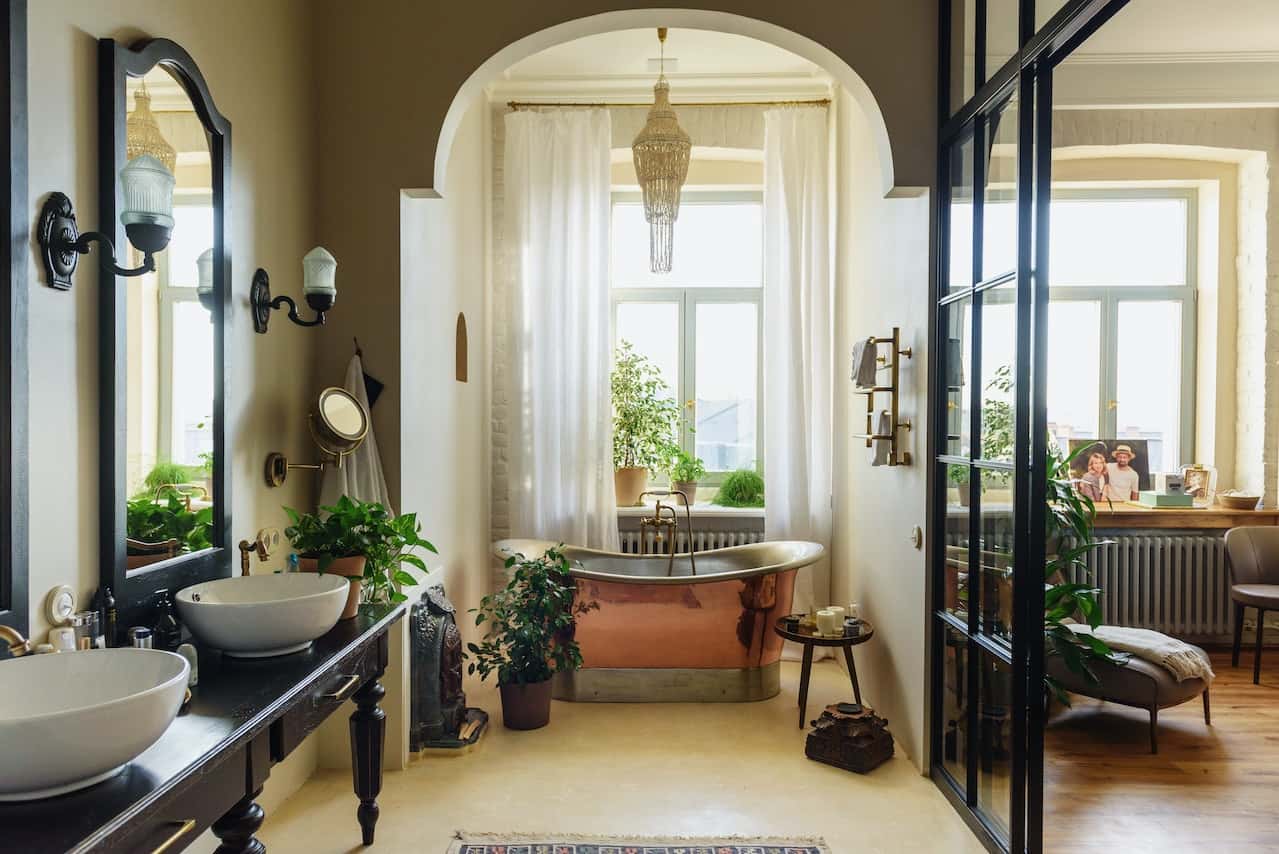 metal finished freestanding bathtub