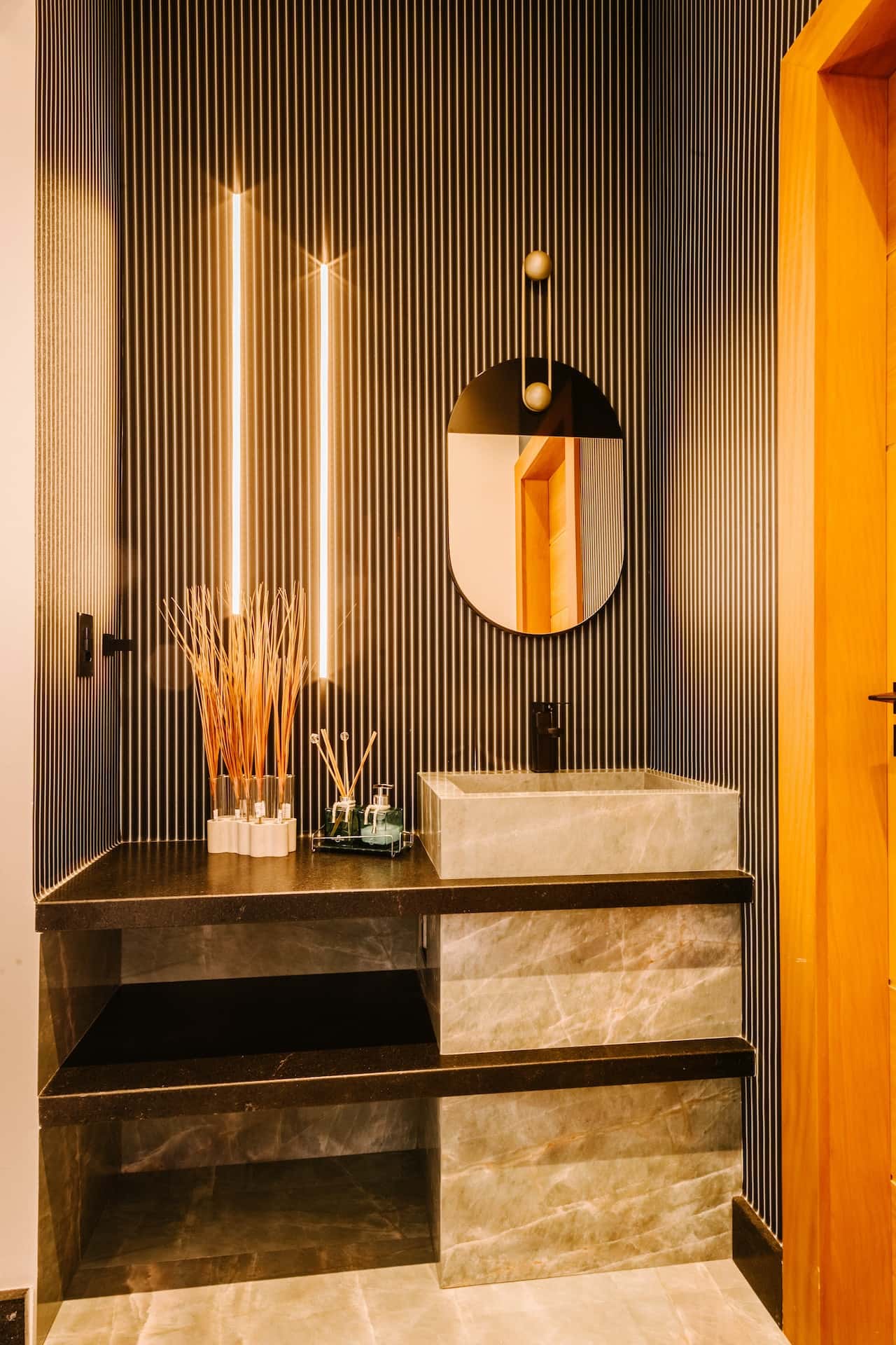Modern Dining Room Wash Basin