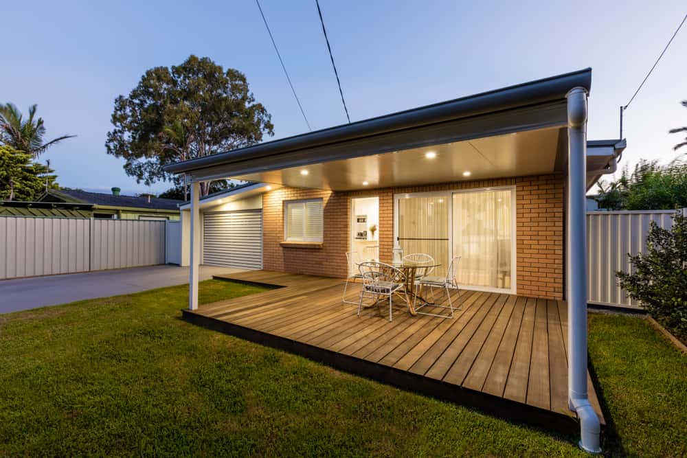 Low budget single floor house design with cozy outdoor seating
