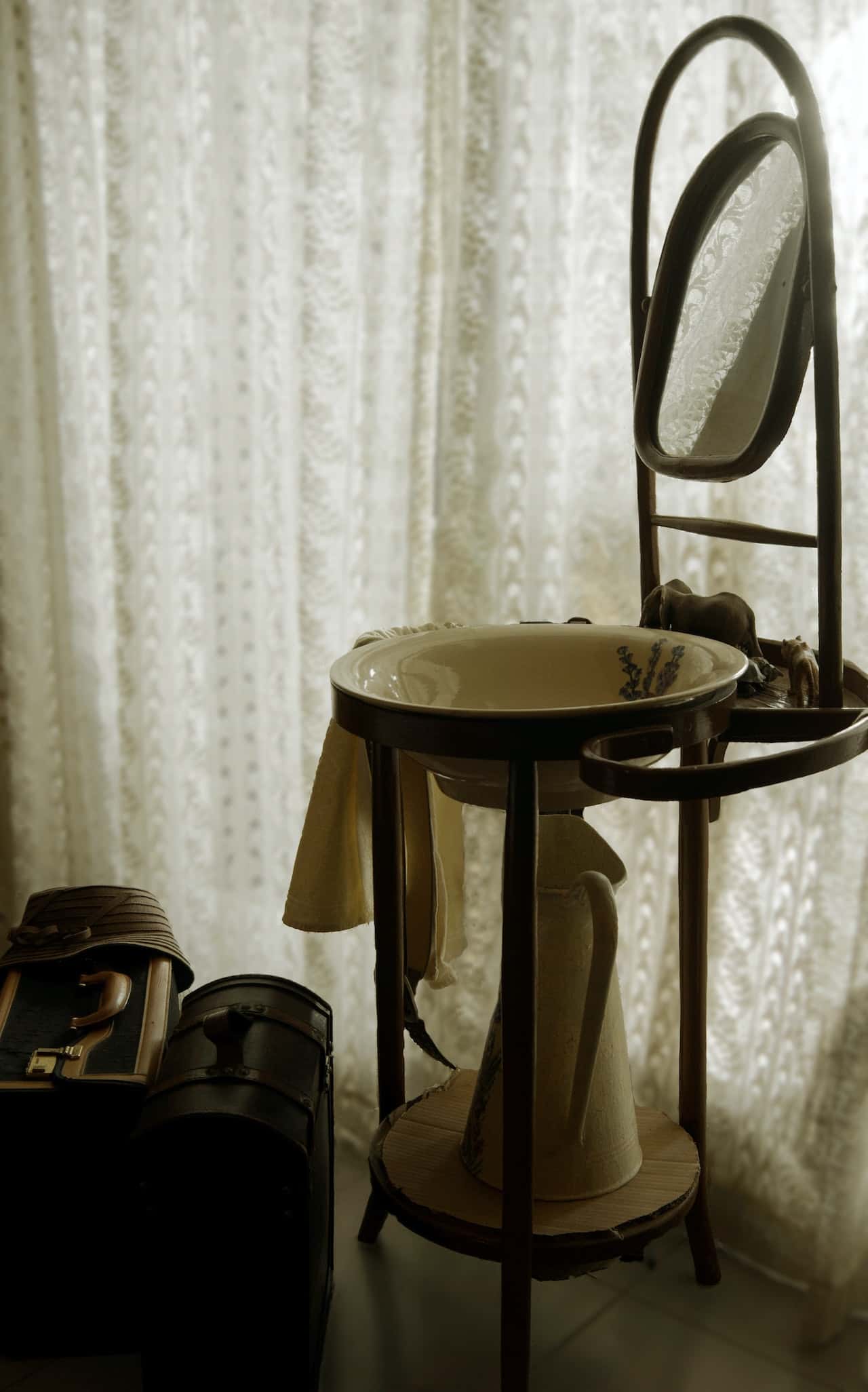 Portable Hand Wash Basin in Dining Area