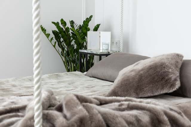 Simple Bedroom Design Ideas