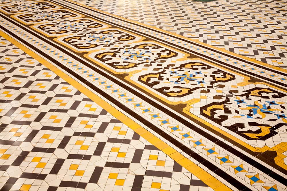 Spanish Hallway Tiles Design