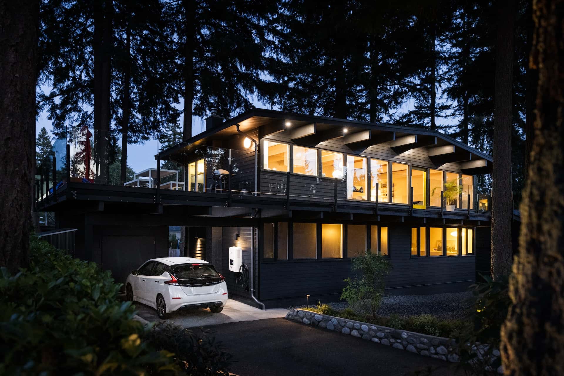 Modern exterior how to get rid of lizards tips for homes in forested areas