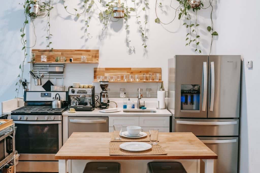 12 Breakfast Countertop Ideas with Storage for Modern Kitchens