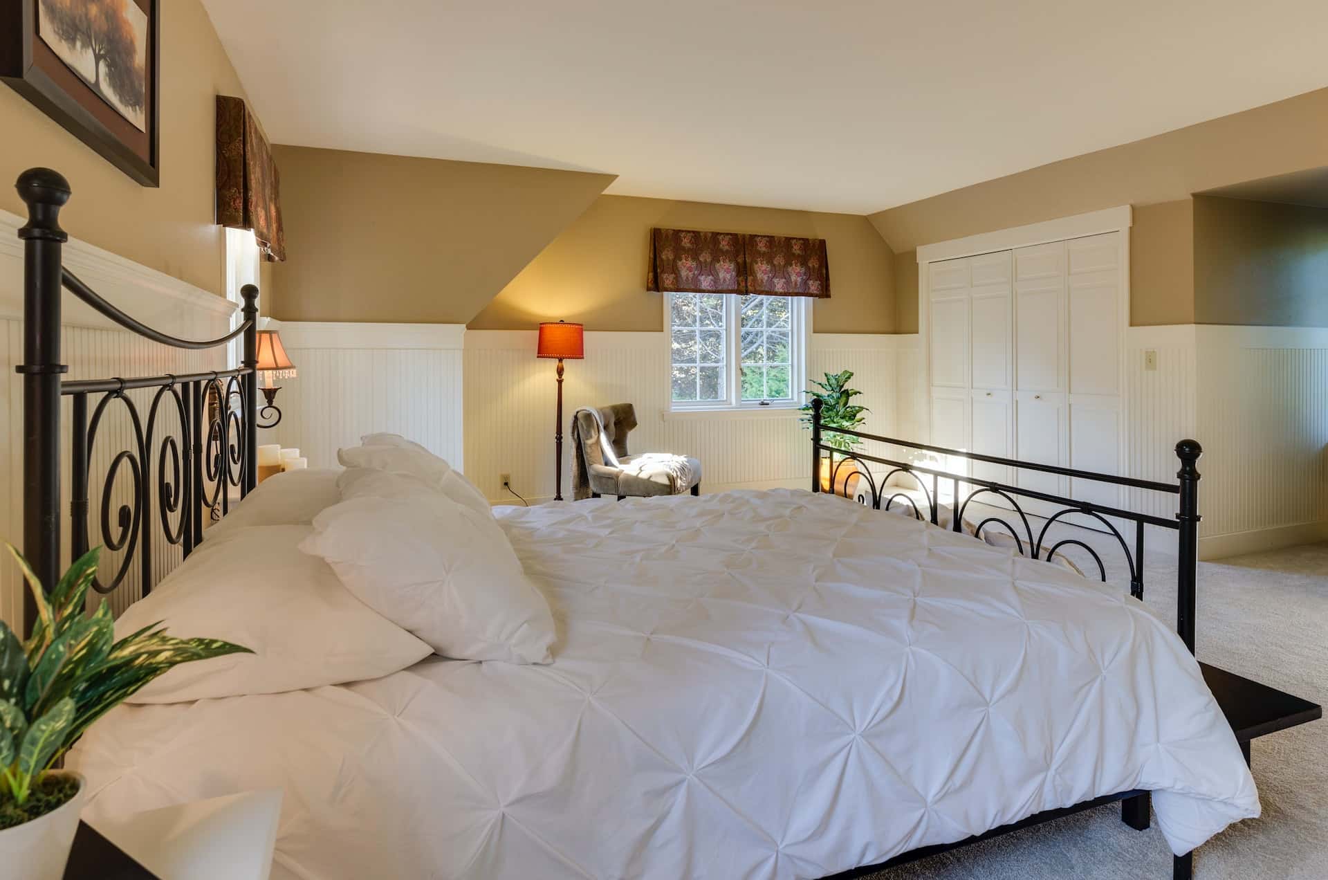 wrought iron low bed