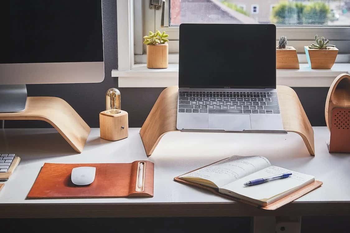 accessories for the desk