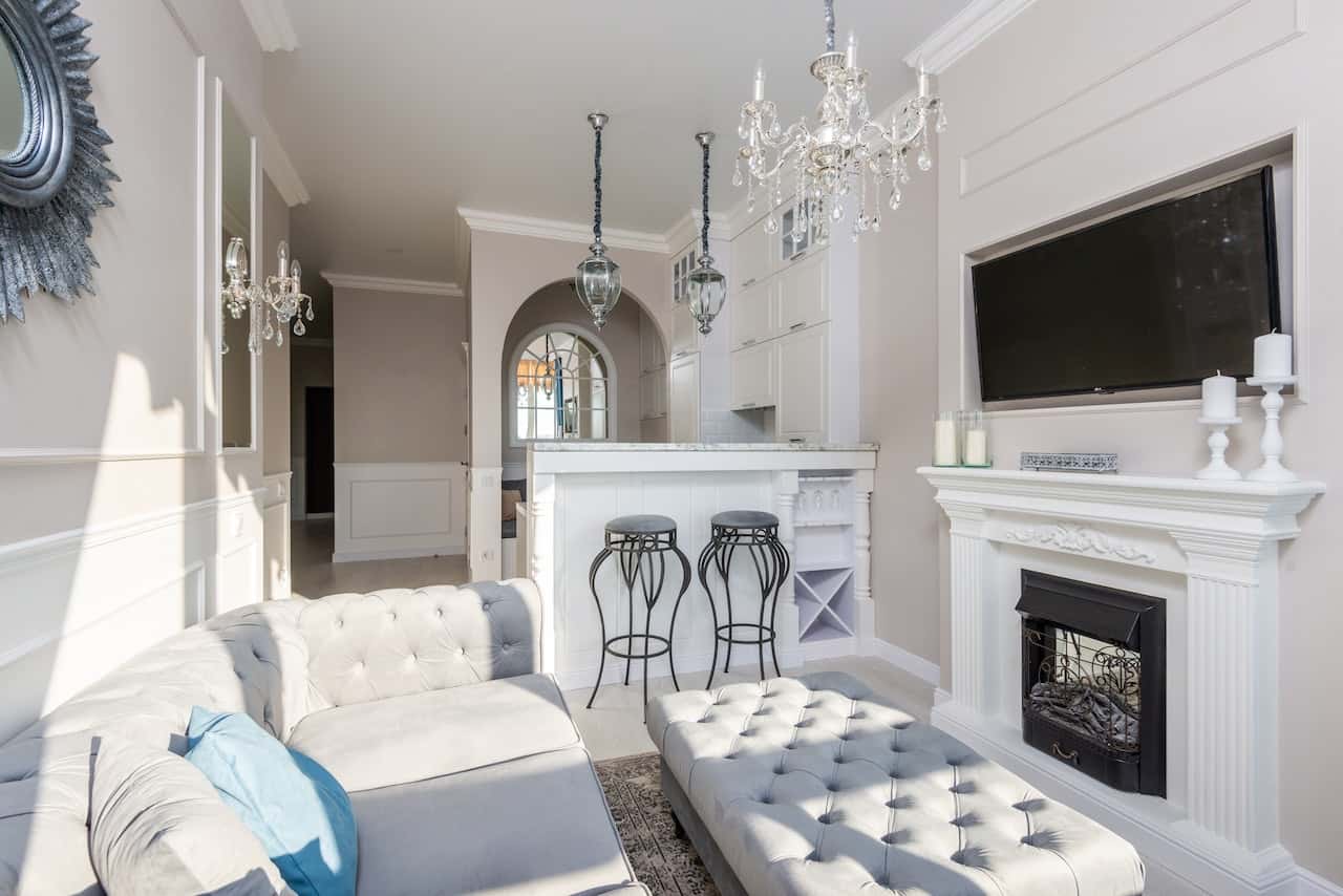 chic arch design of the dining hall