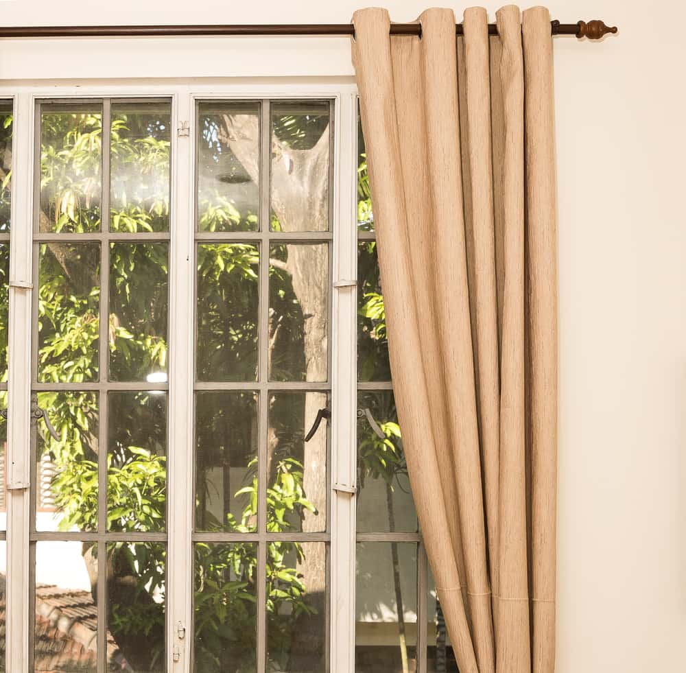 conventional curtain pipe design