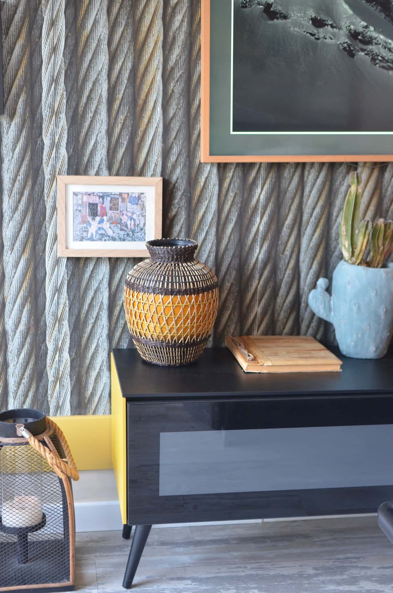 cupboard with box cabinets