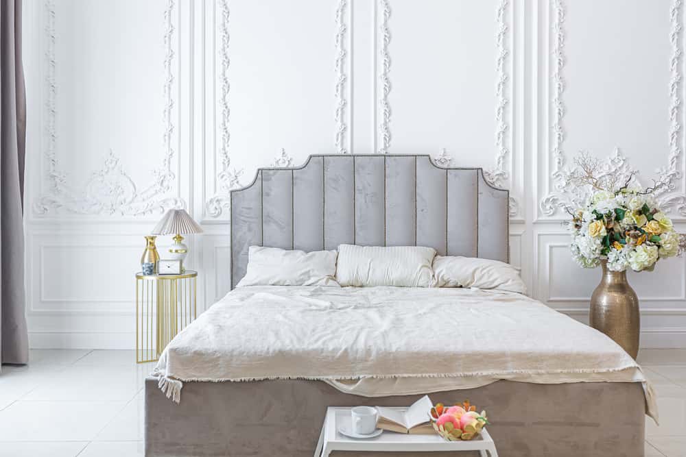 curved metal bed back design