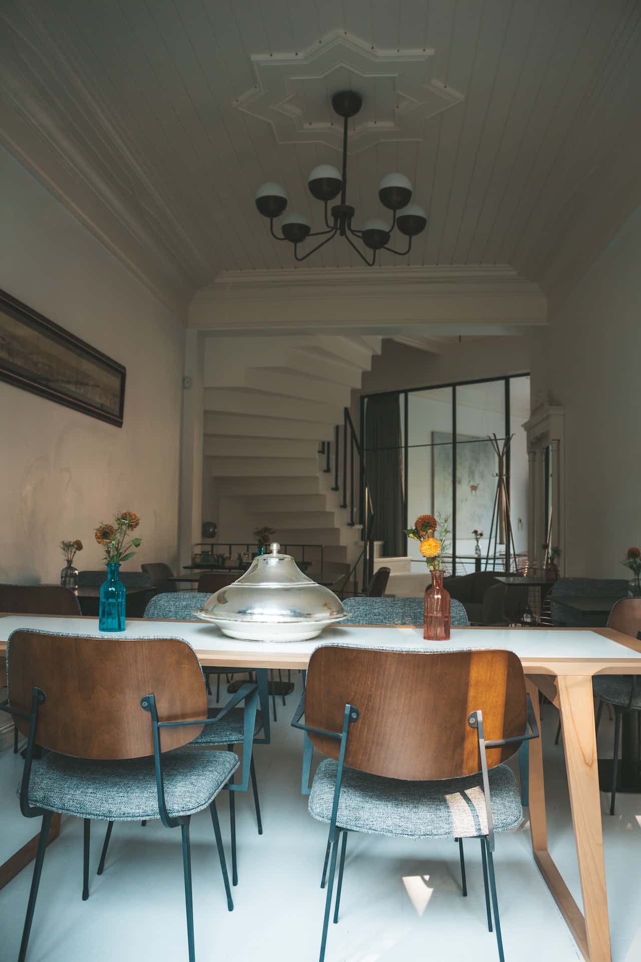 dining area dining room false ceiling