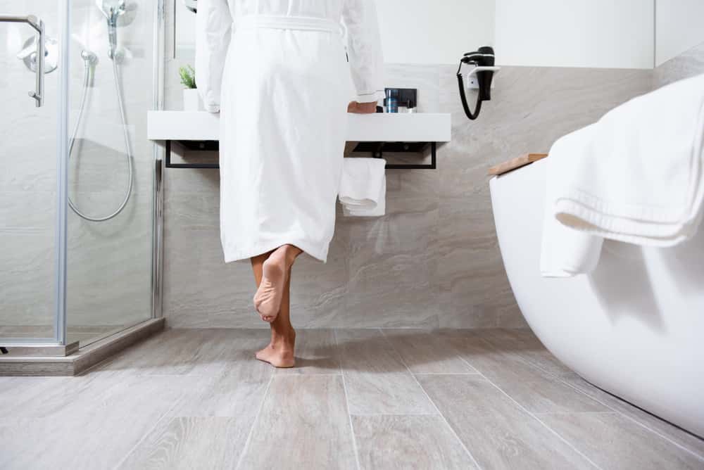 Glass Door Bathroom Ideas