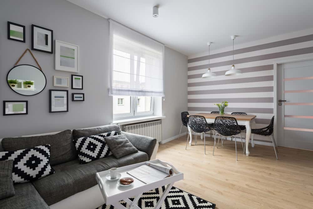 horizontal stripes wall paint