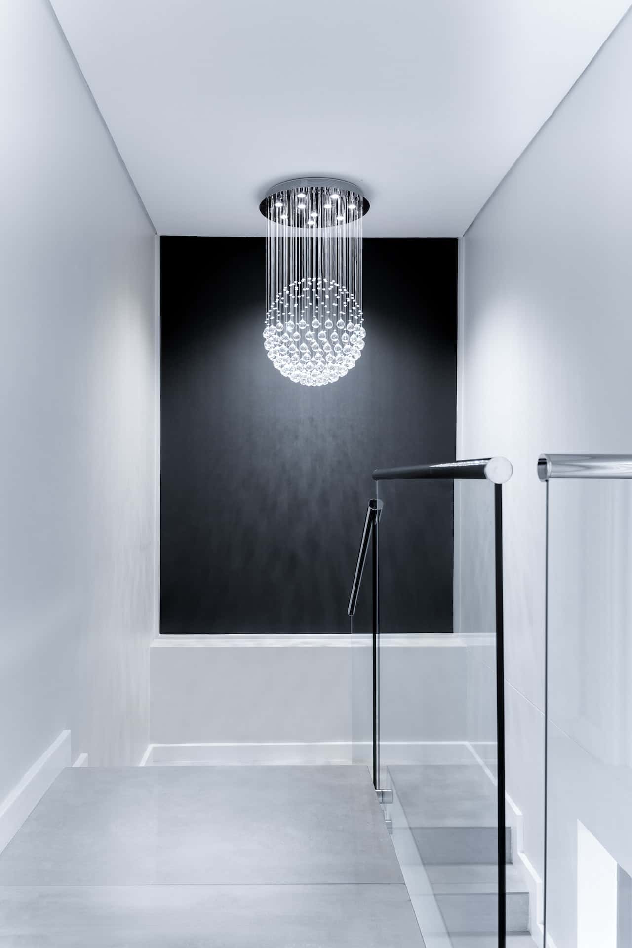 luxe stairs railing design