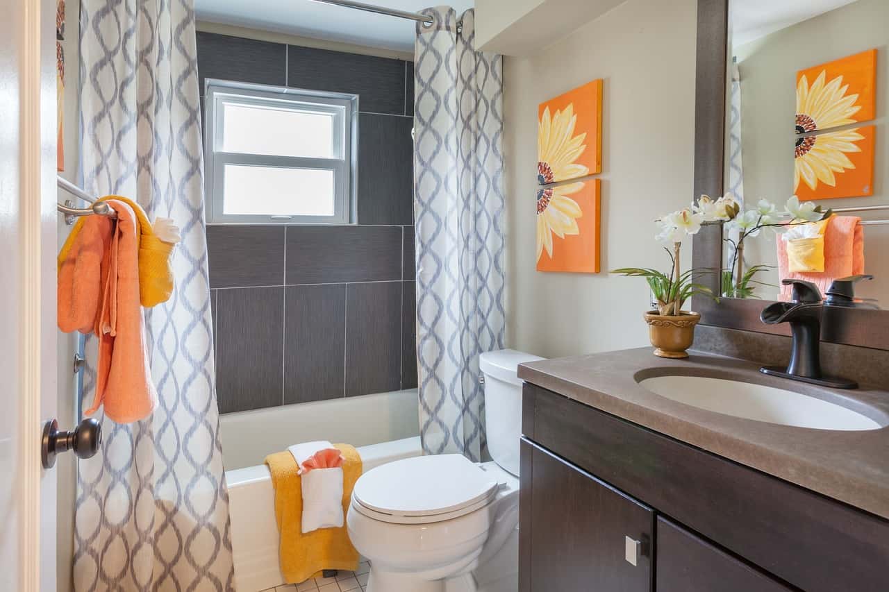 monochromatic shower curtain designs