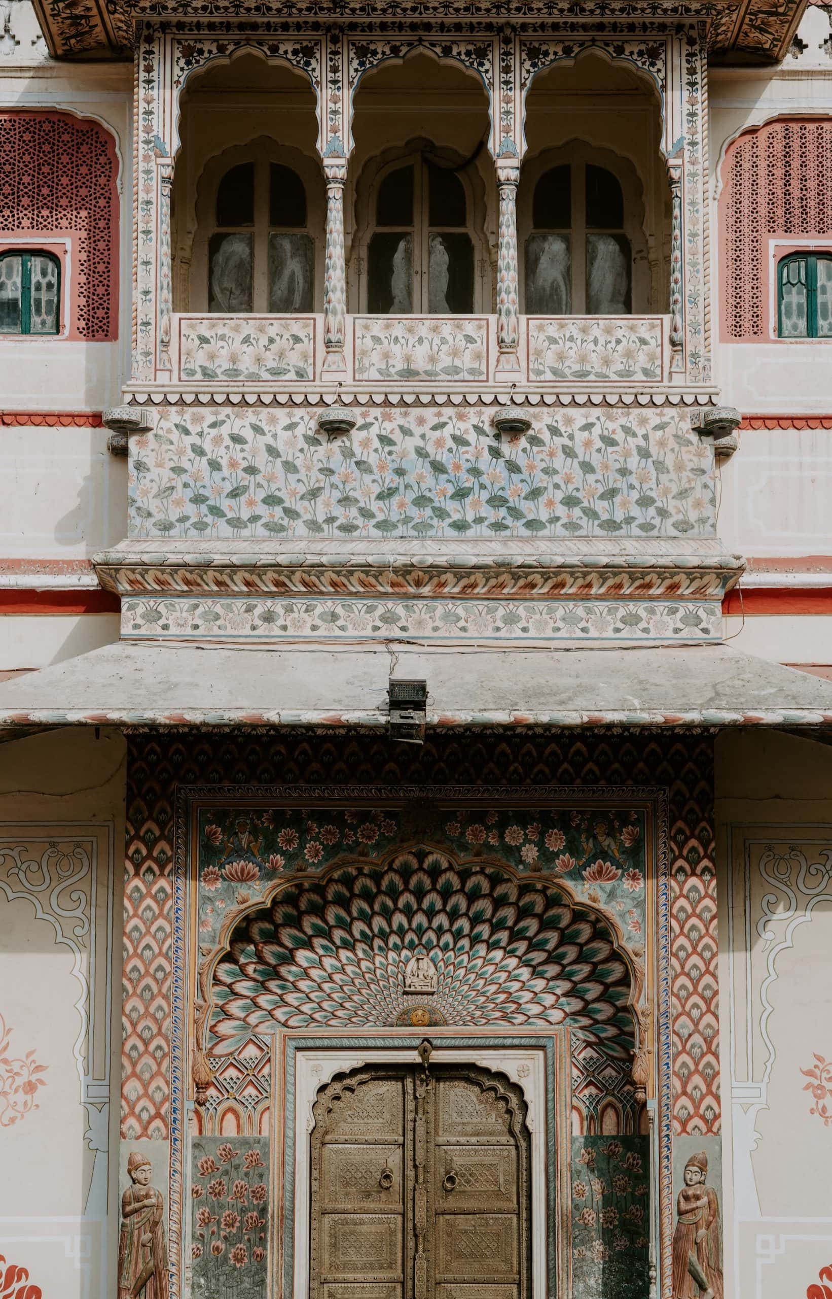 multifoil arch windows