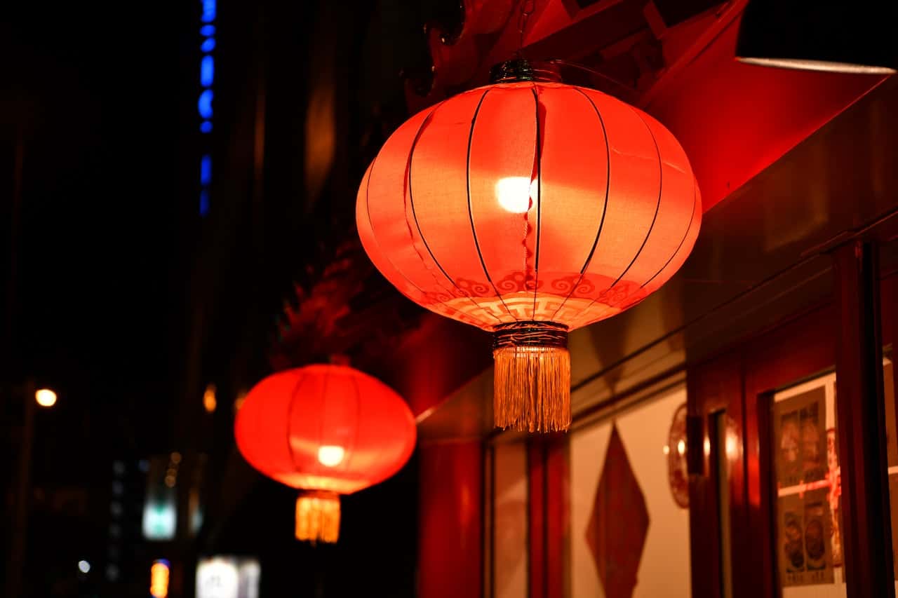outdoor lanterns