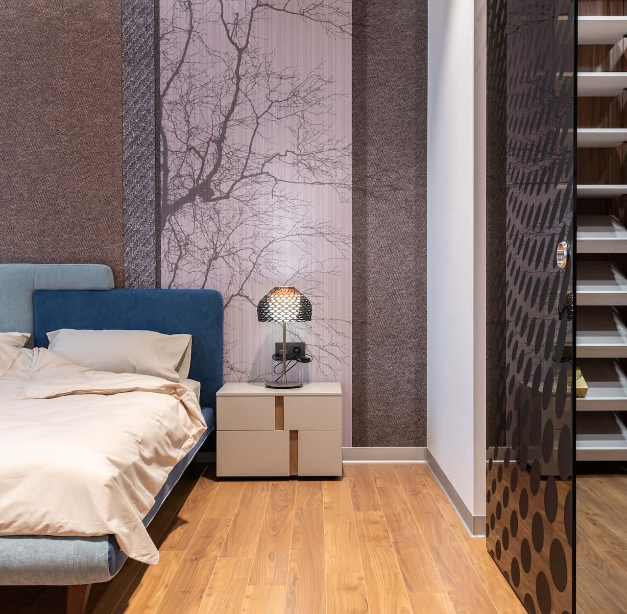 picture wall ideas for bedroom