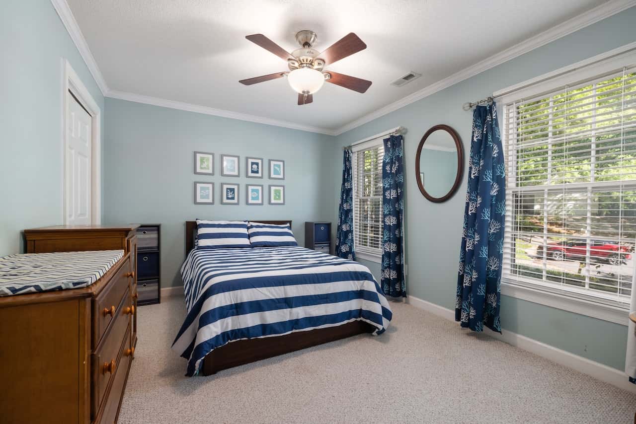 pictures above headboard