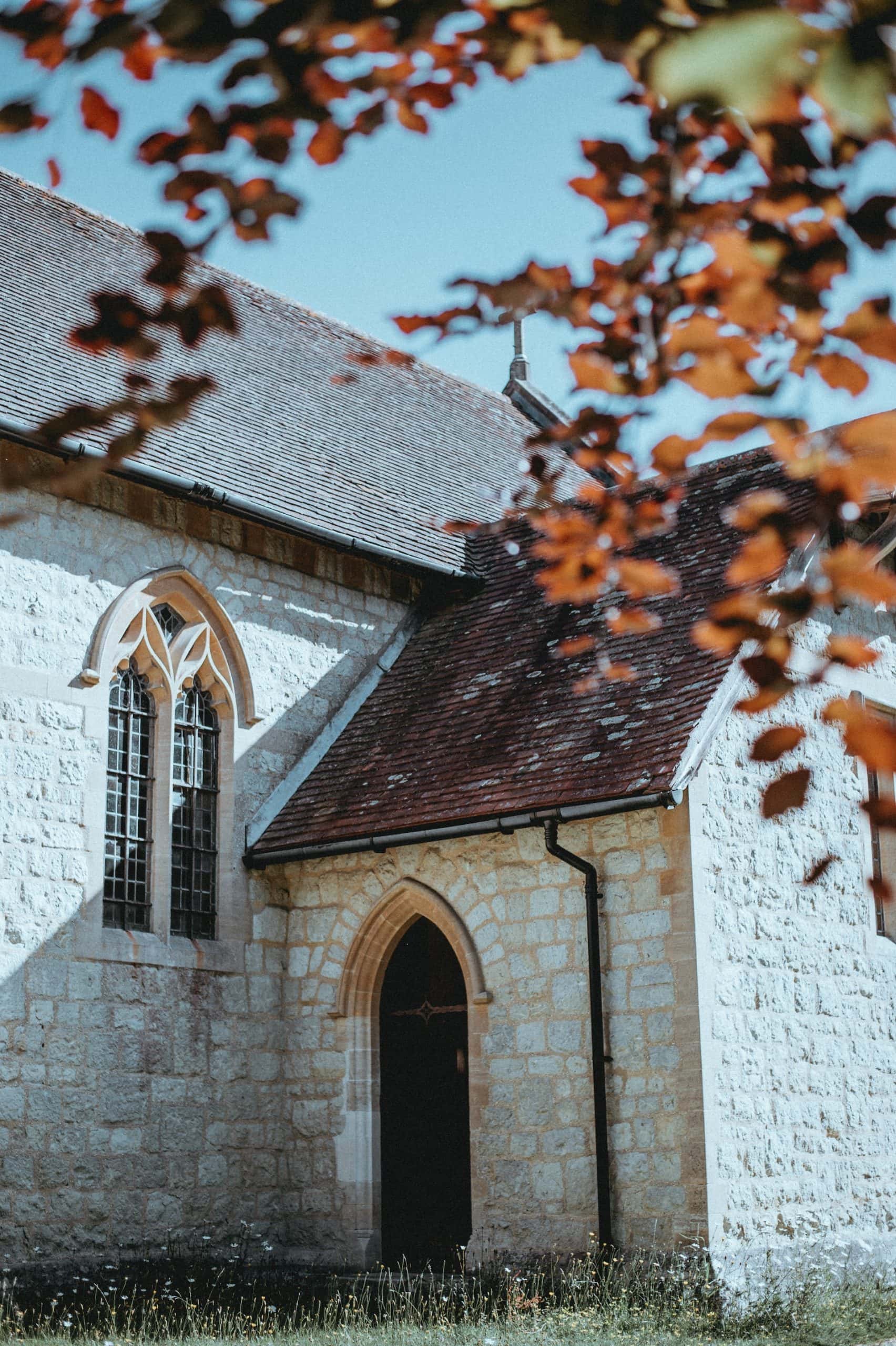 pointed gothic arch windows