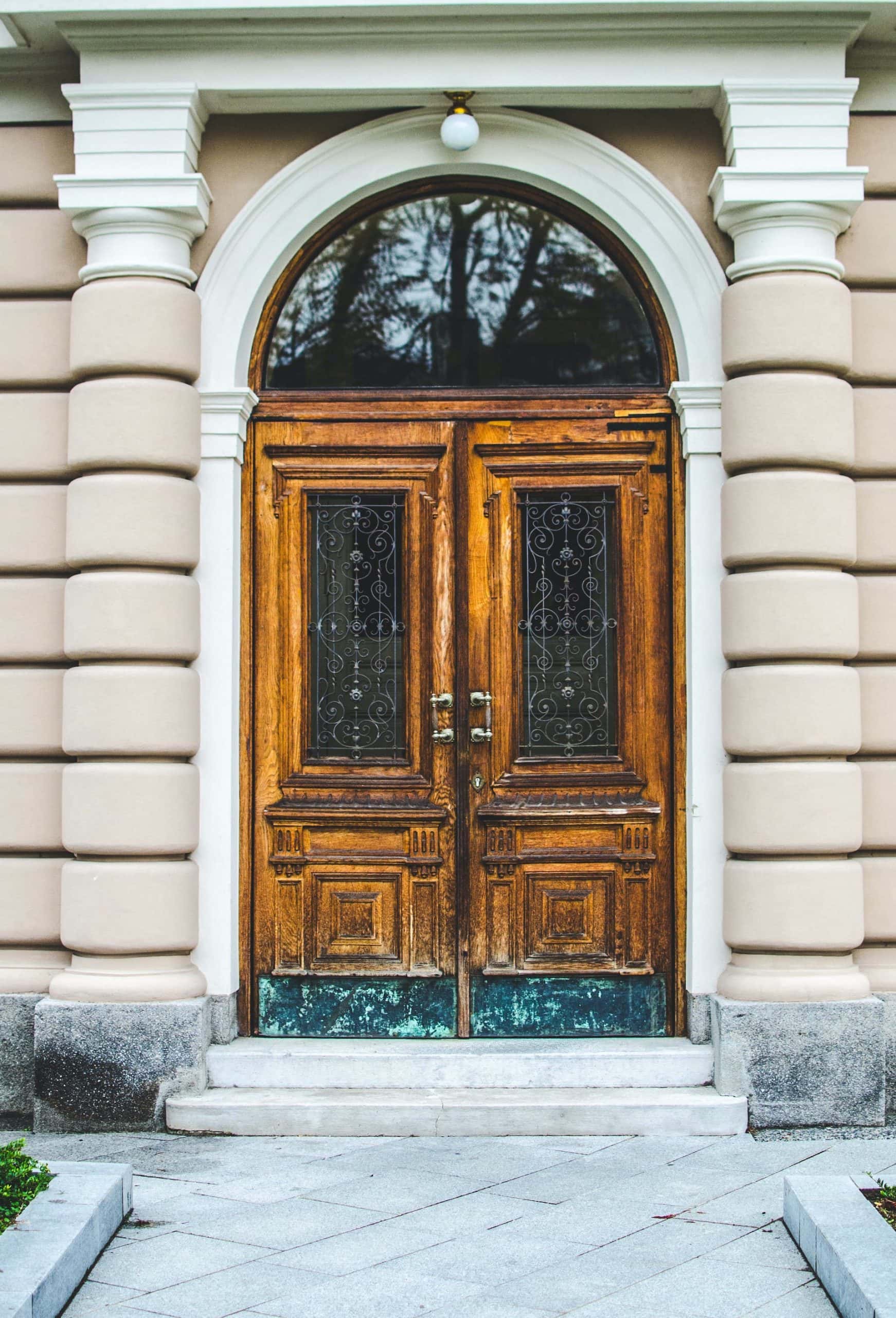 pop arch entrance design