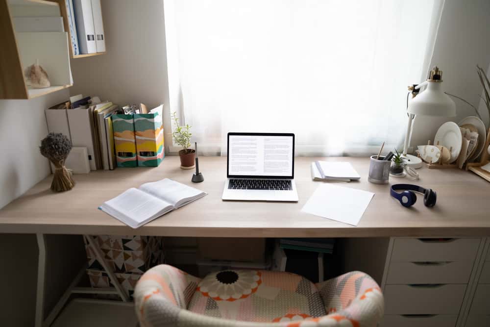 adding curtains to study table