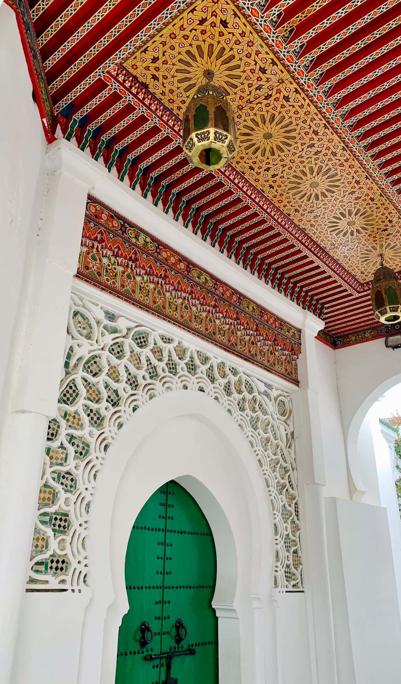 the asian arch design for entrance door
