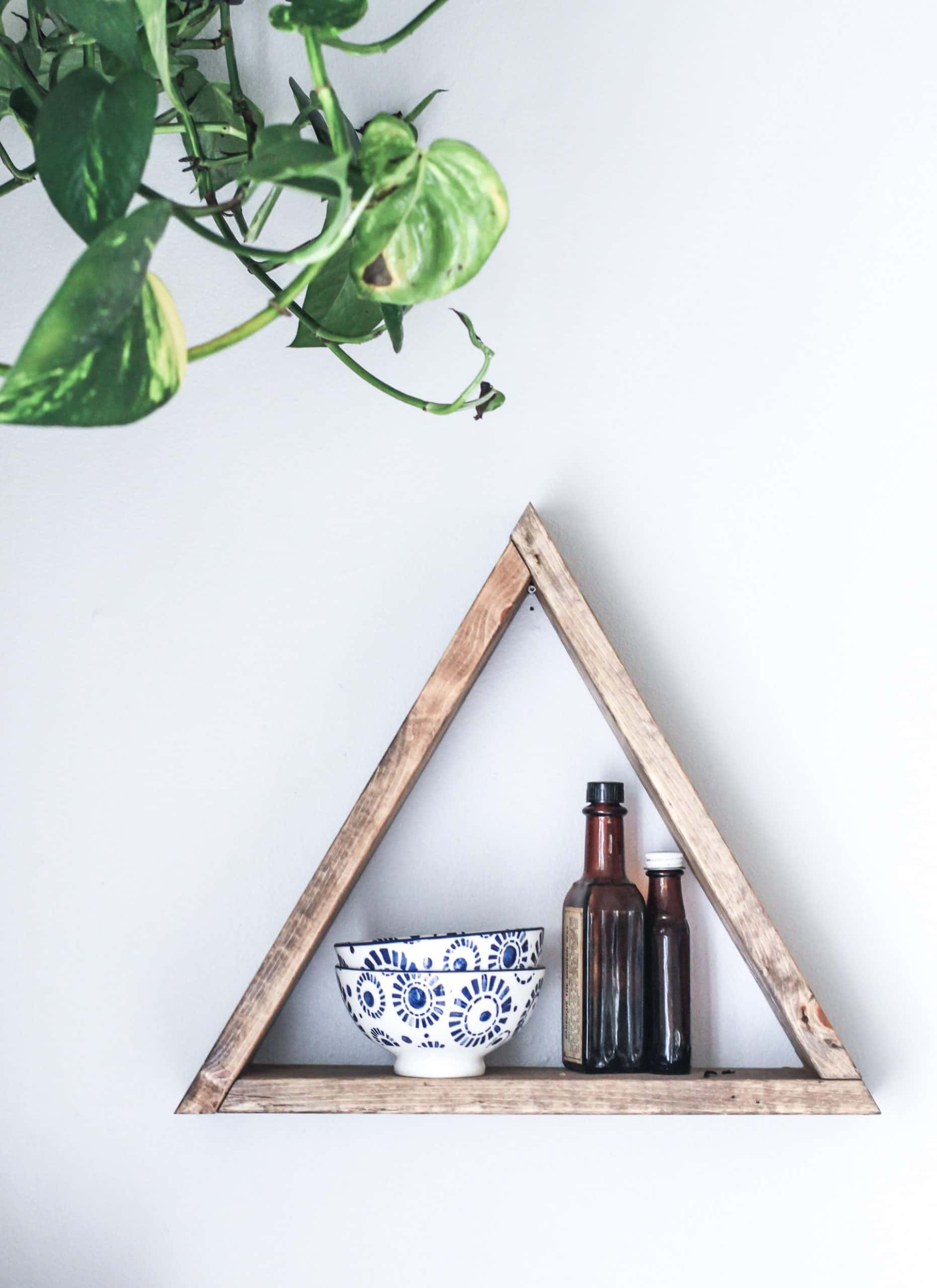 Triangle Shelf Wall Hanging Design