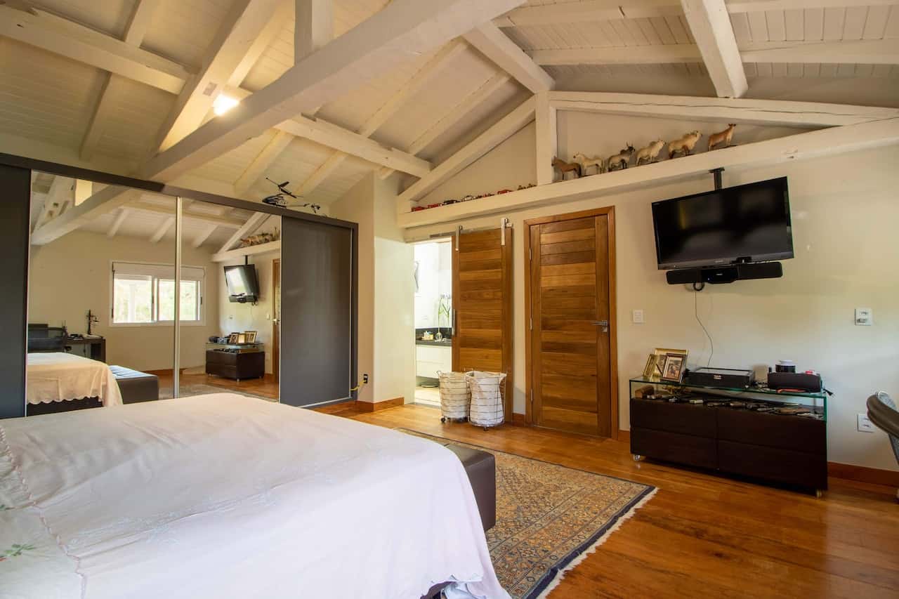 two-toned bedroom wooden door