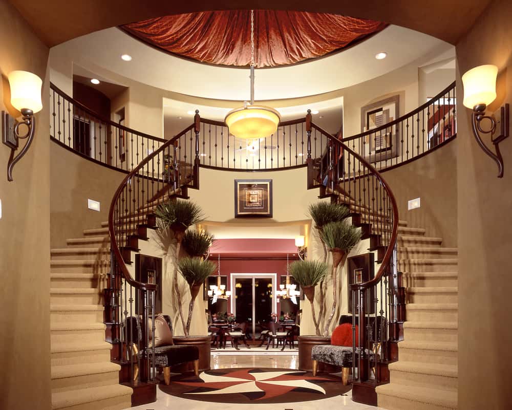 u shaped stairs with landing