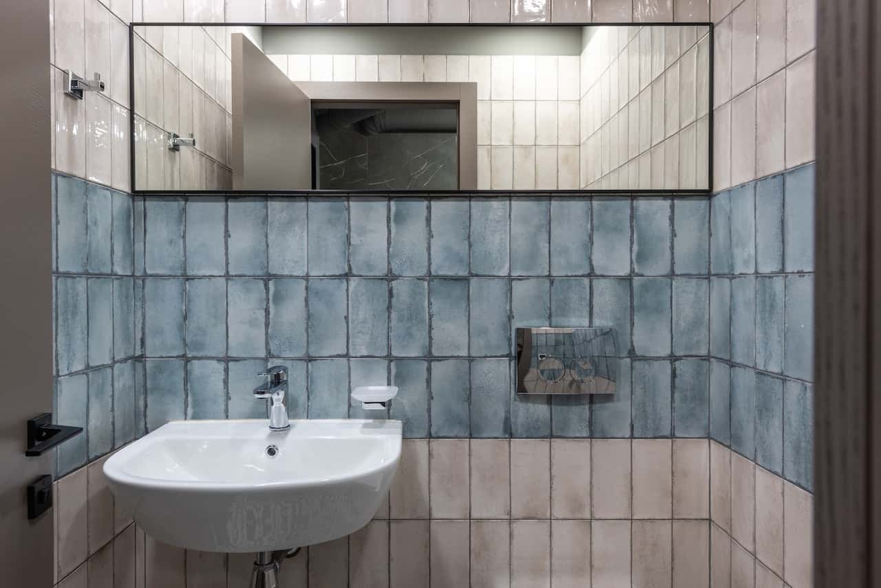 wall-hung wash design