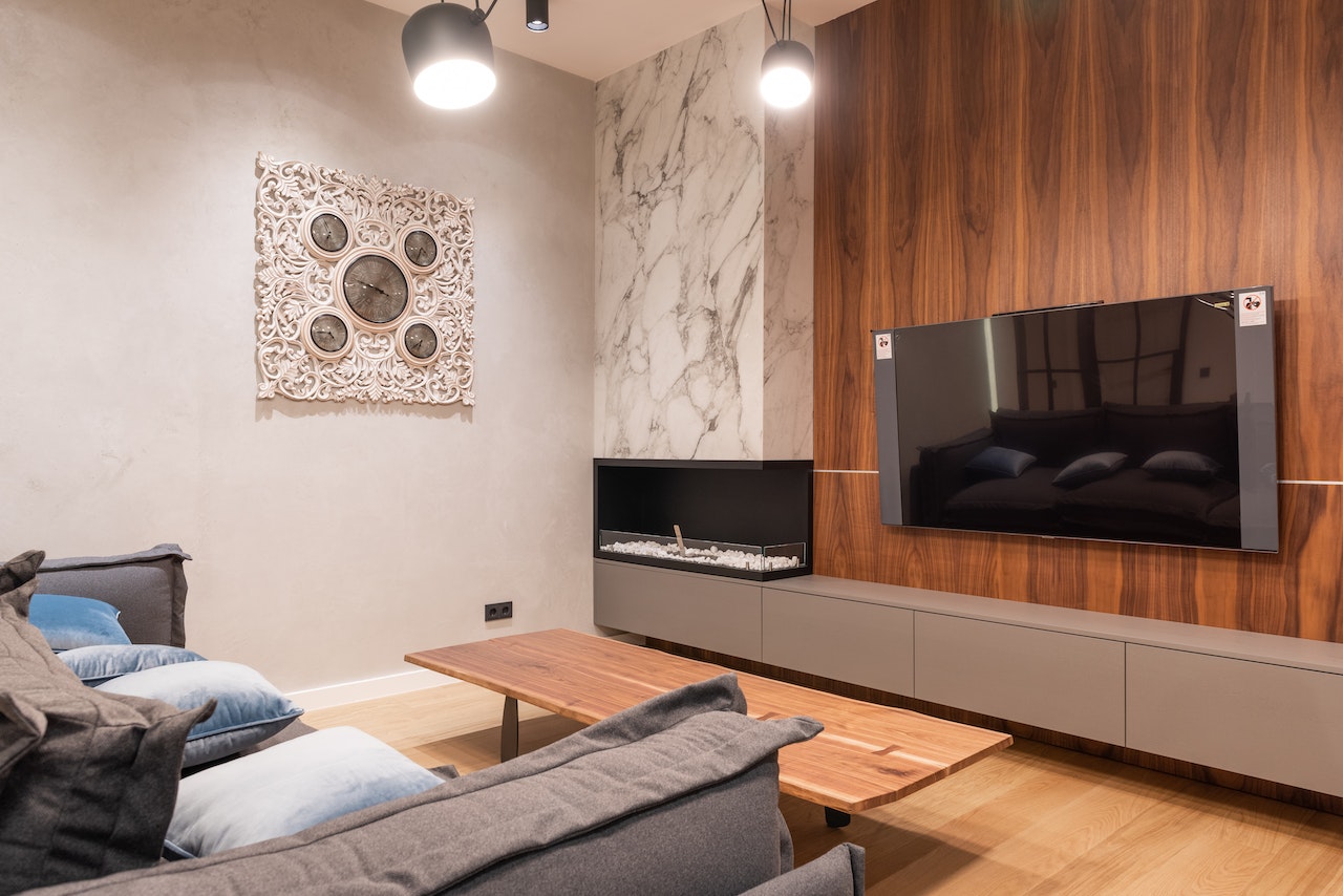 wood and marble for tv unit décor
