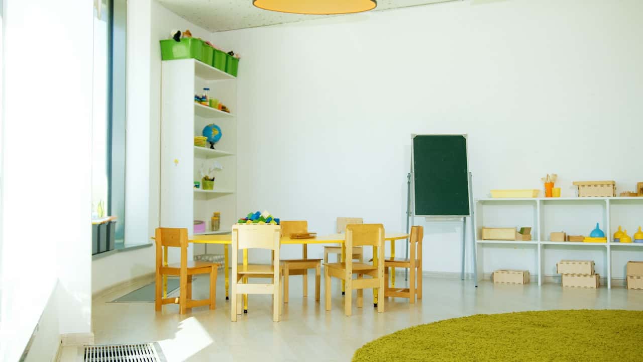 yellow eggshell paint