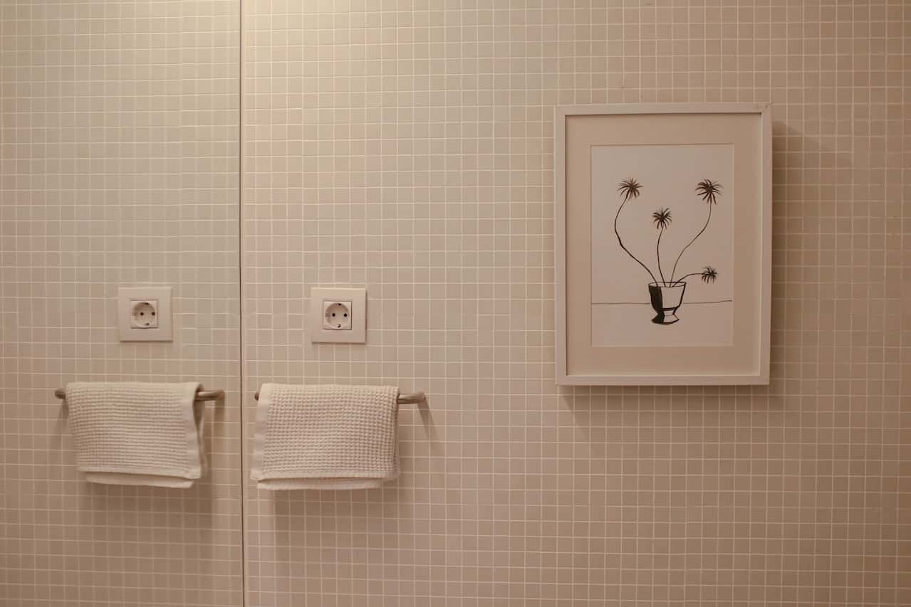 bathroom wall design