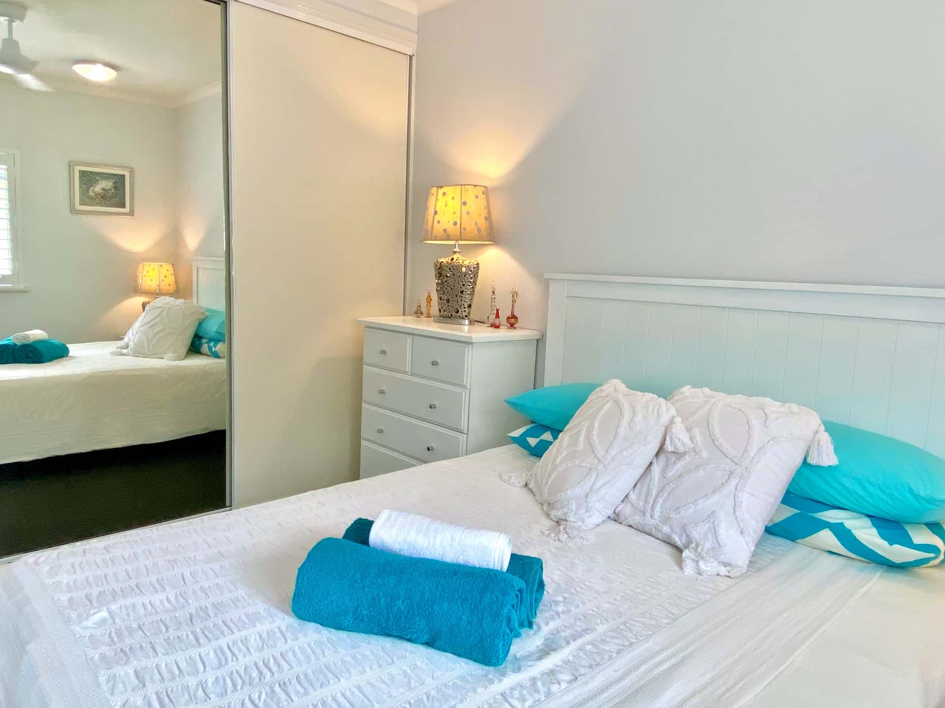 beach decor for the bedroom