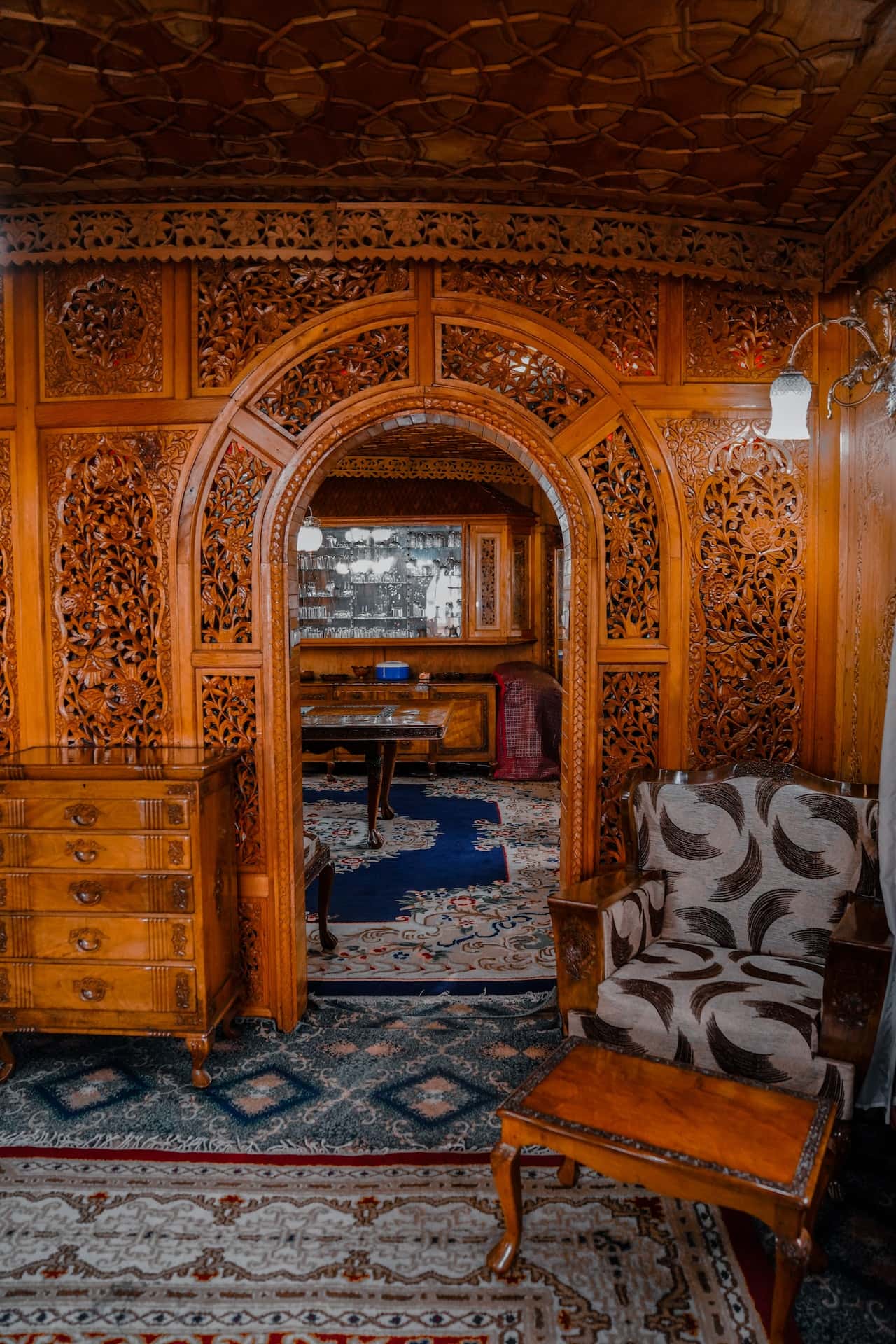 beautiful arch design for hall
