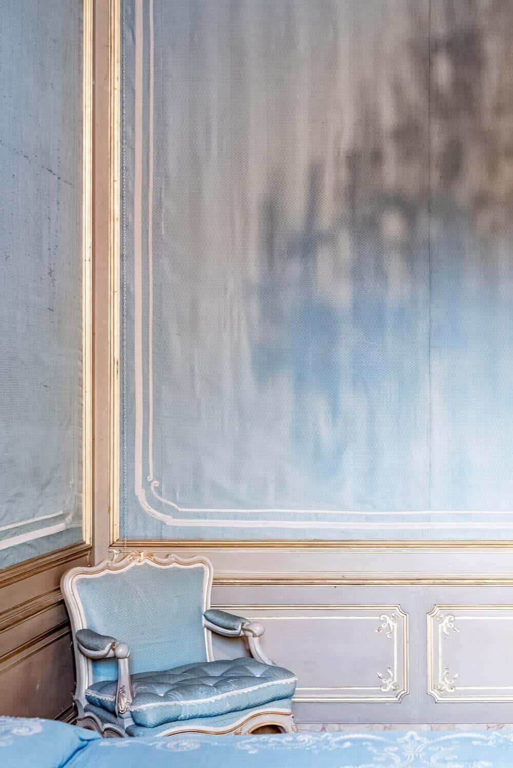 blue bedroom wallpaper