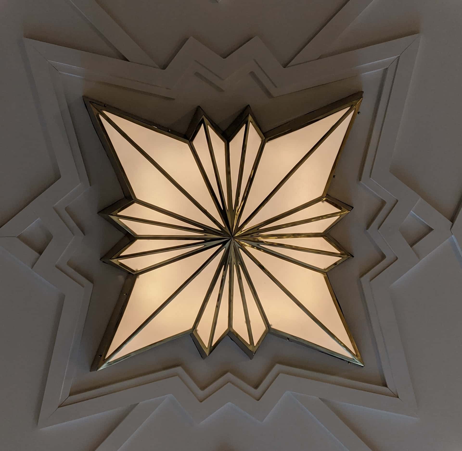 ceiling with pop simple flower design
