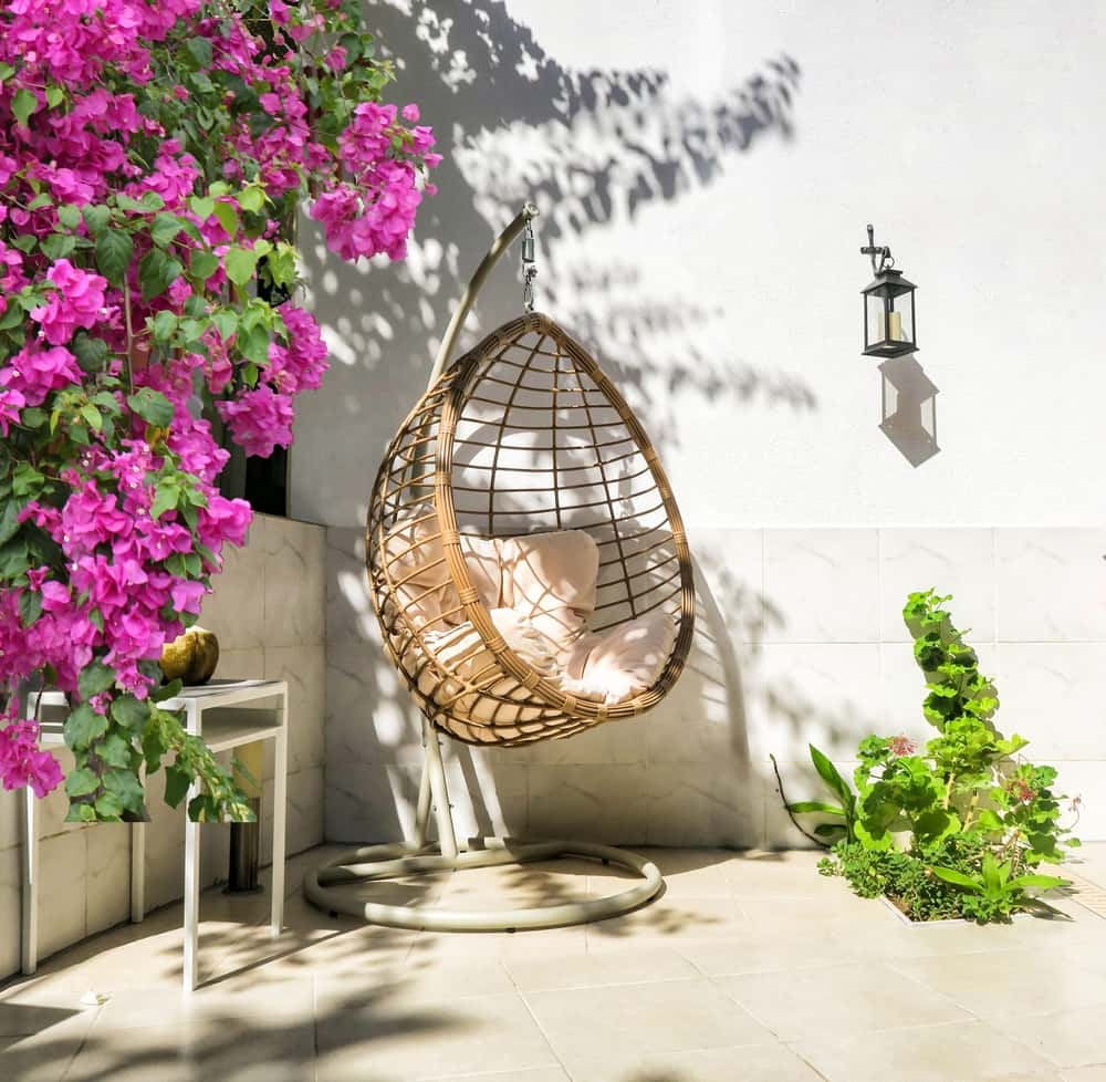 cutesy rattan swing