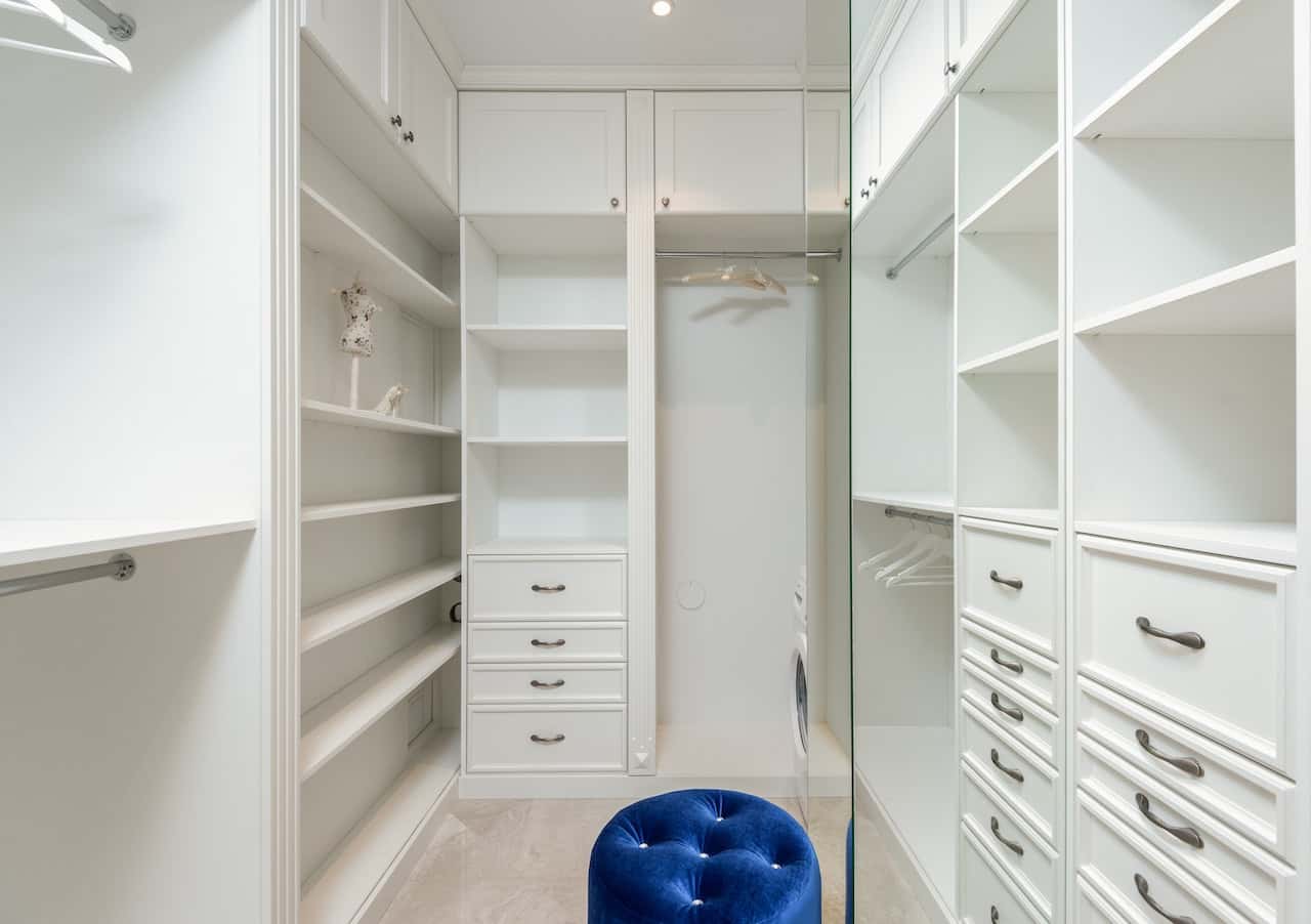 decent master bedroom wardrobe
