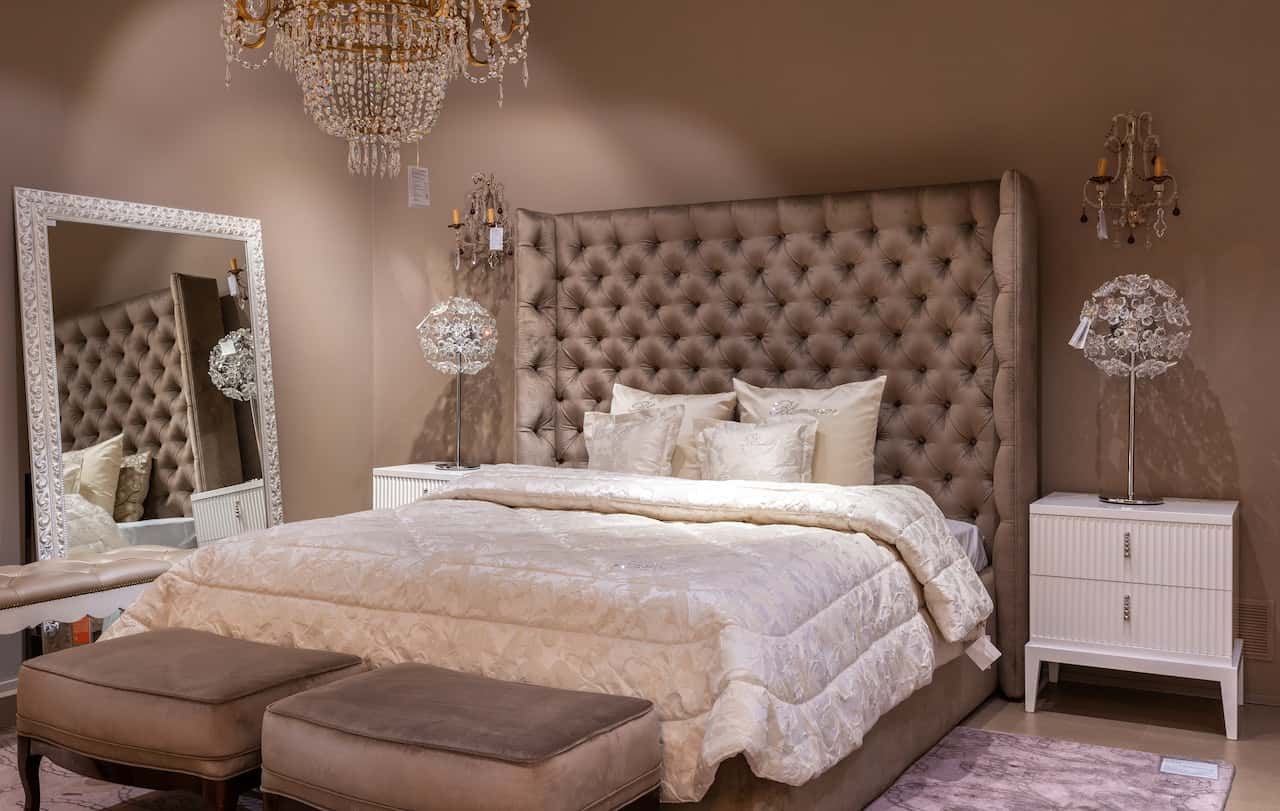 earthy vibe in your bedroom decor