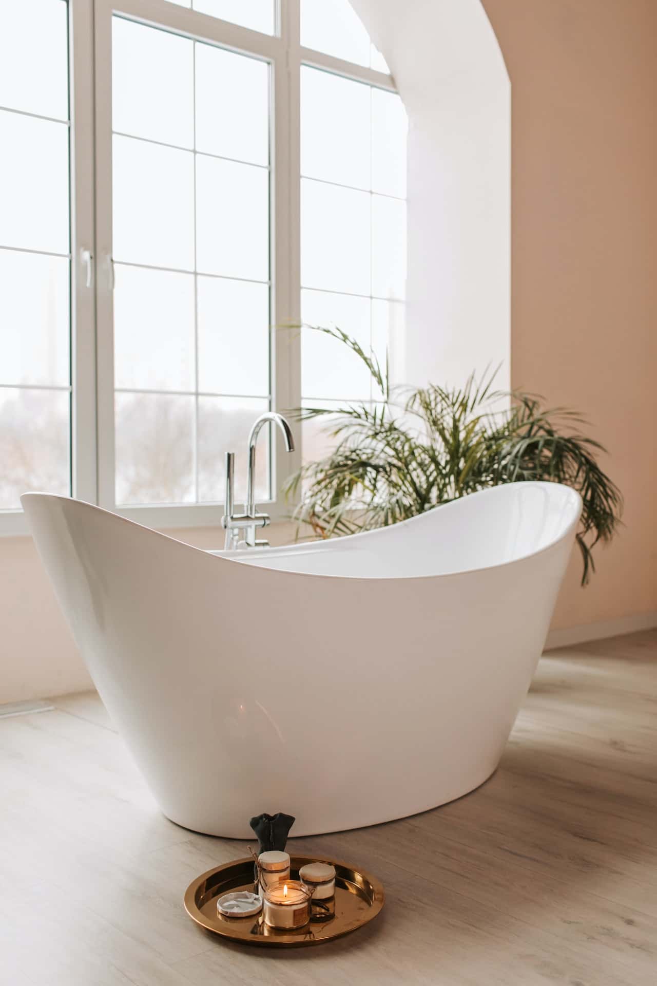floating shape of jacuzzi