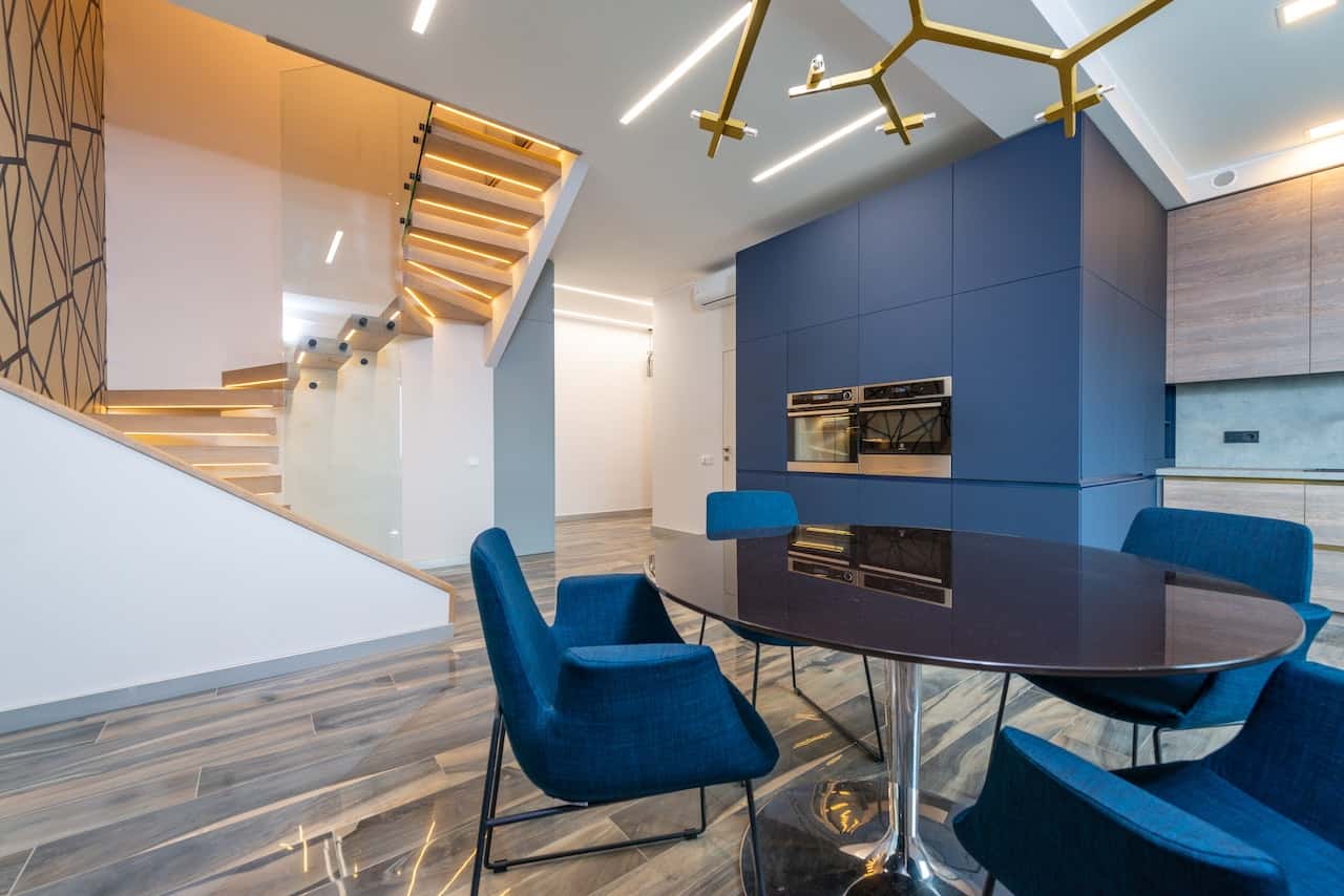 in-stair lighting