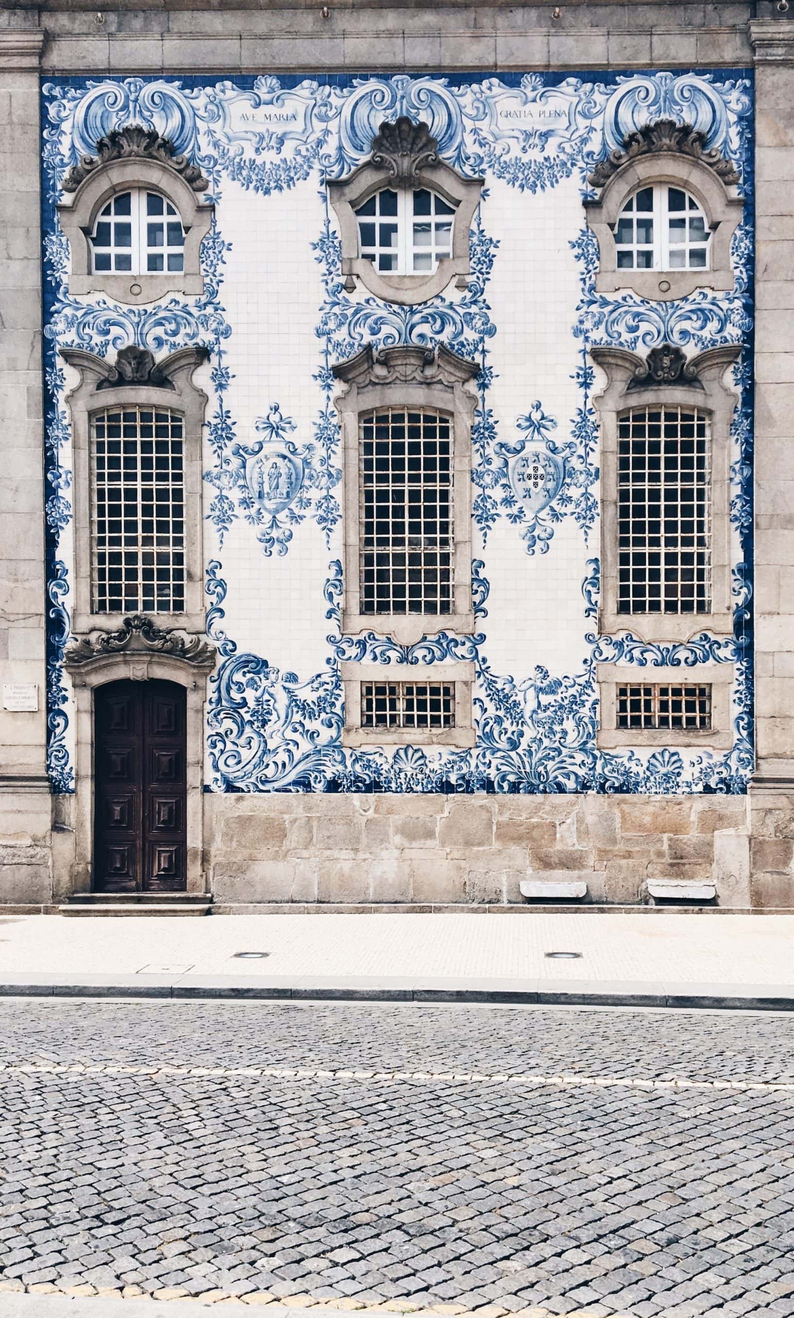 ivory and indigo theme
