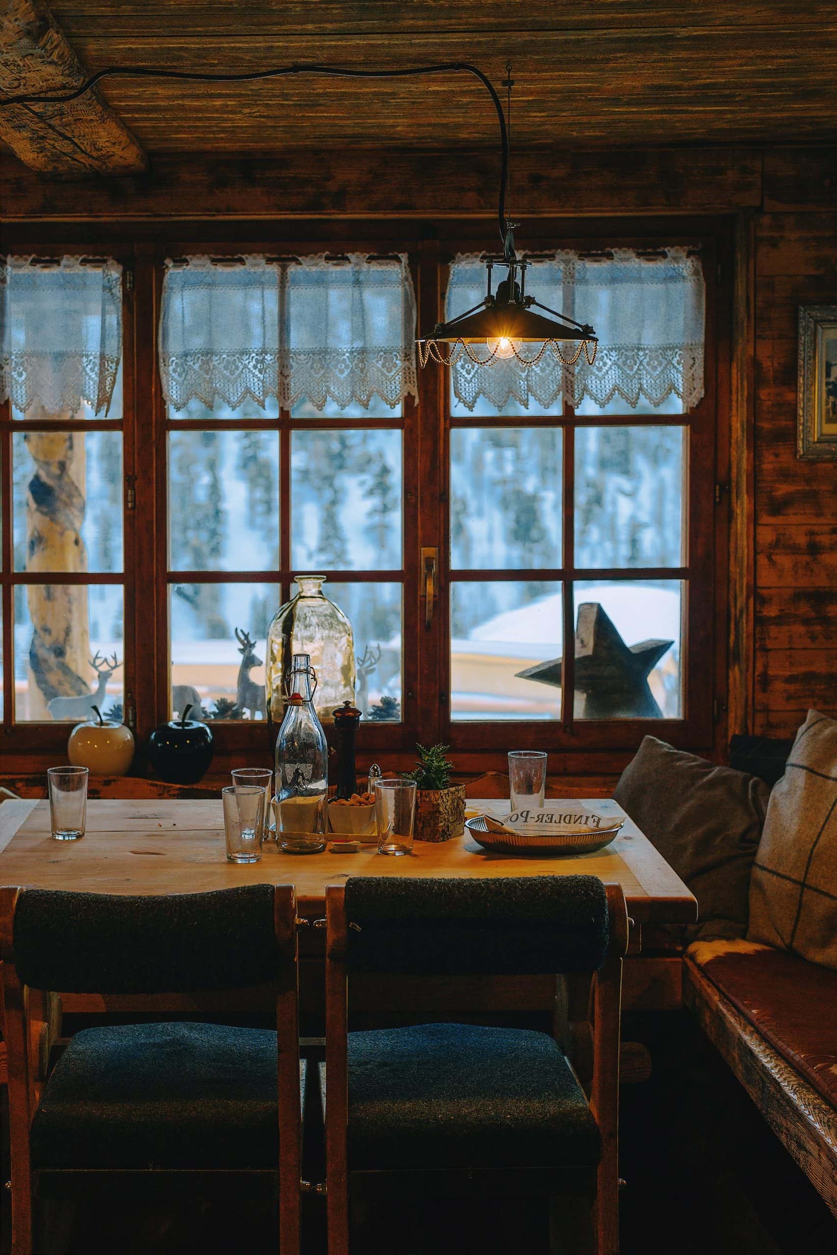 lack of entertainment in slope house