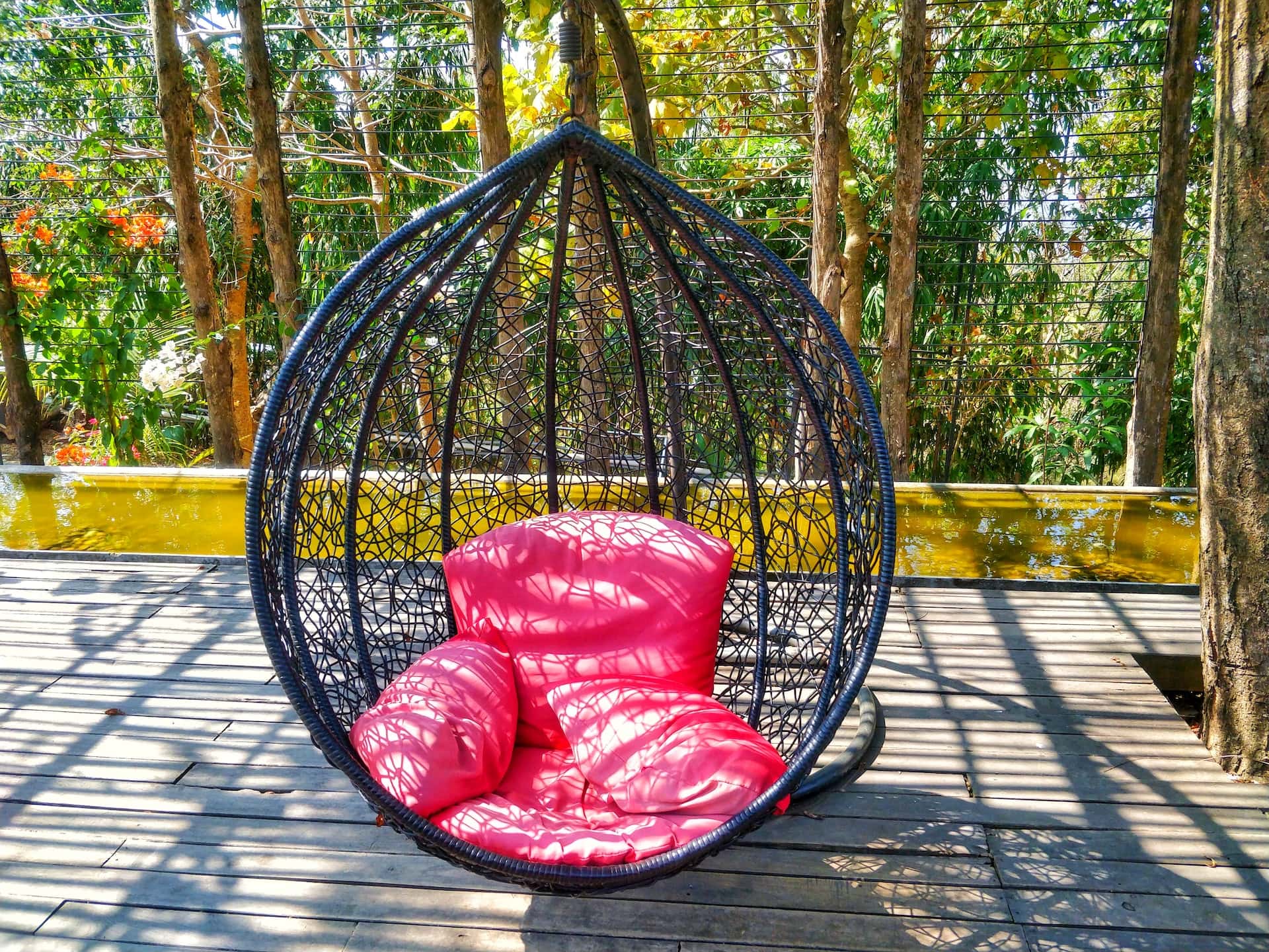 metal jhula design for the garden