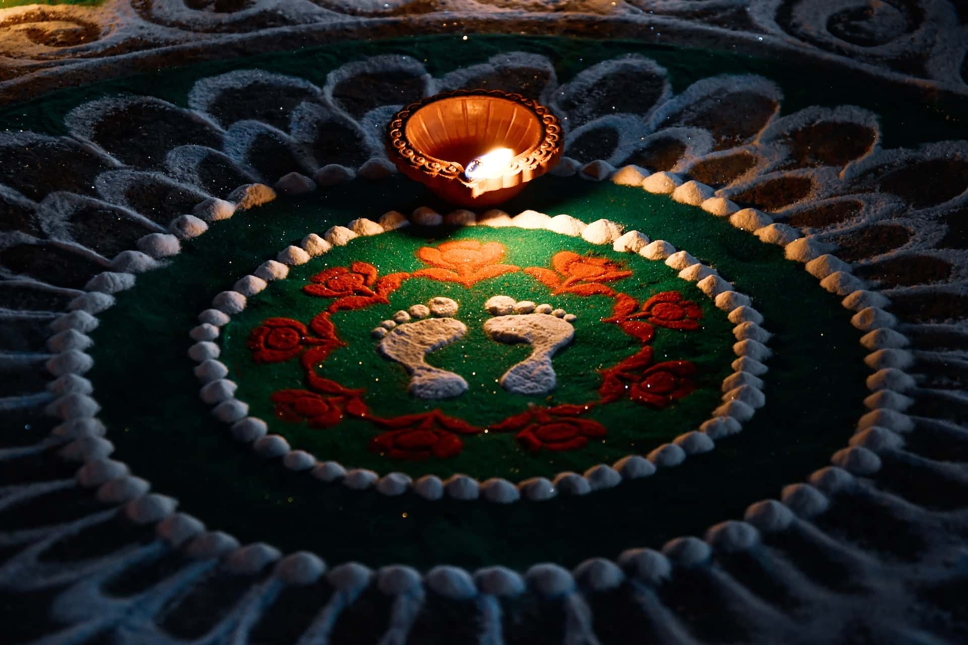 prosperous rangoli