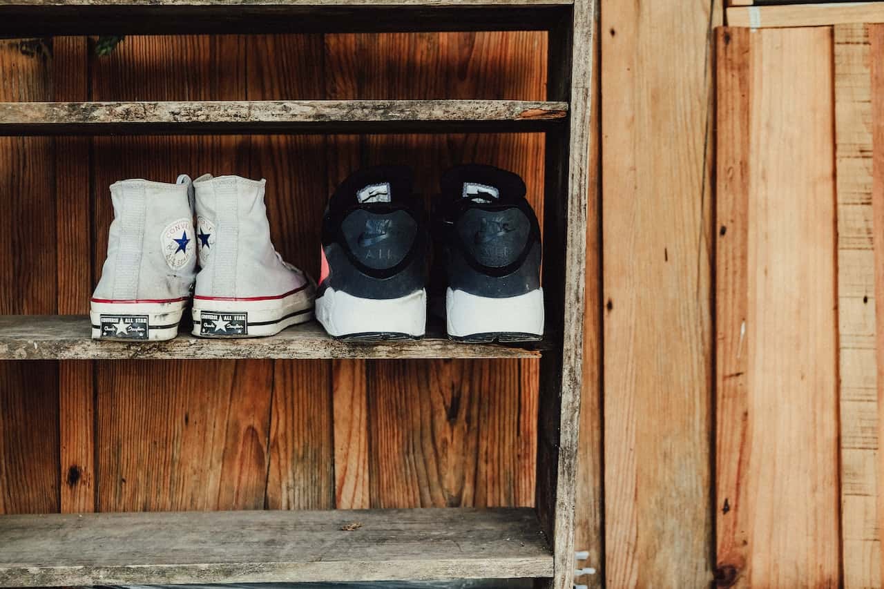 simple shoe rack design wood