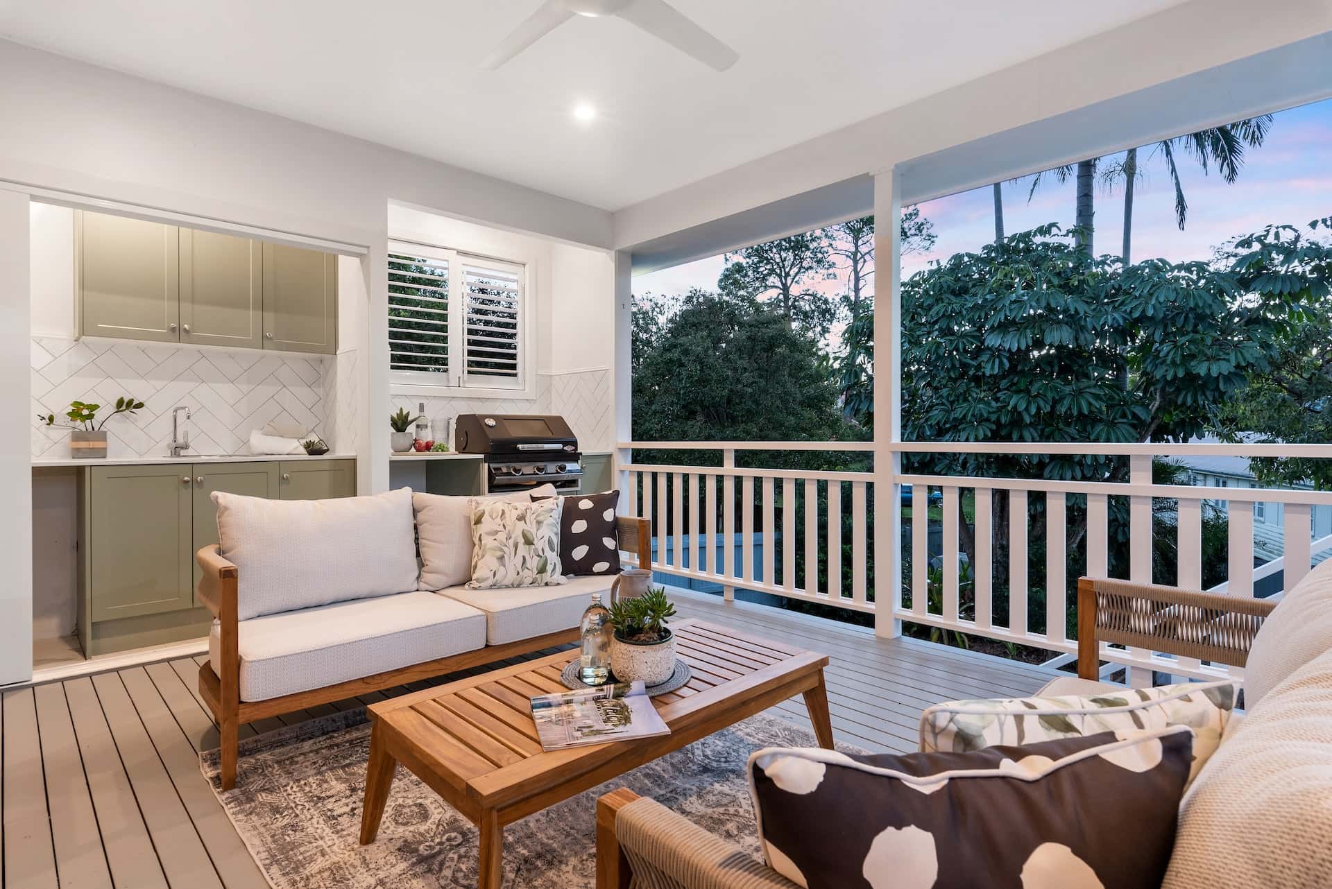 small balcony storage idea
